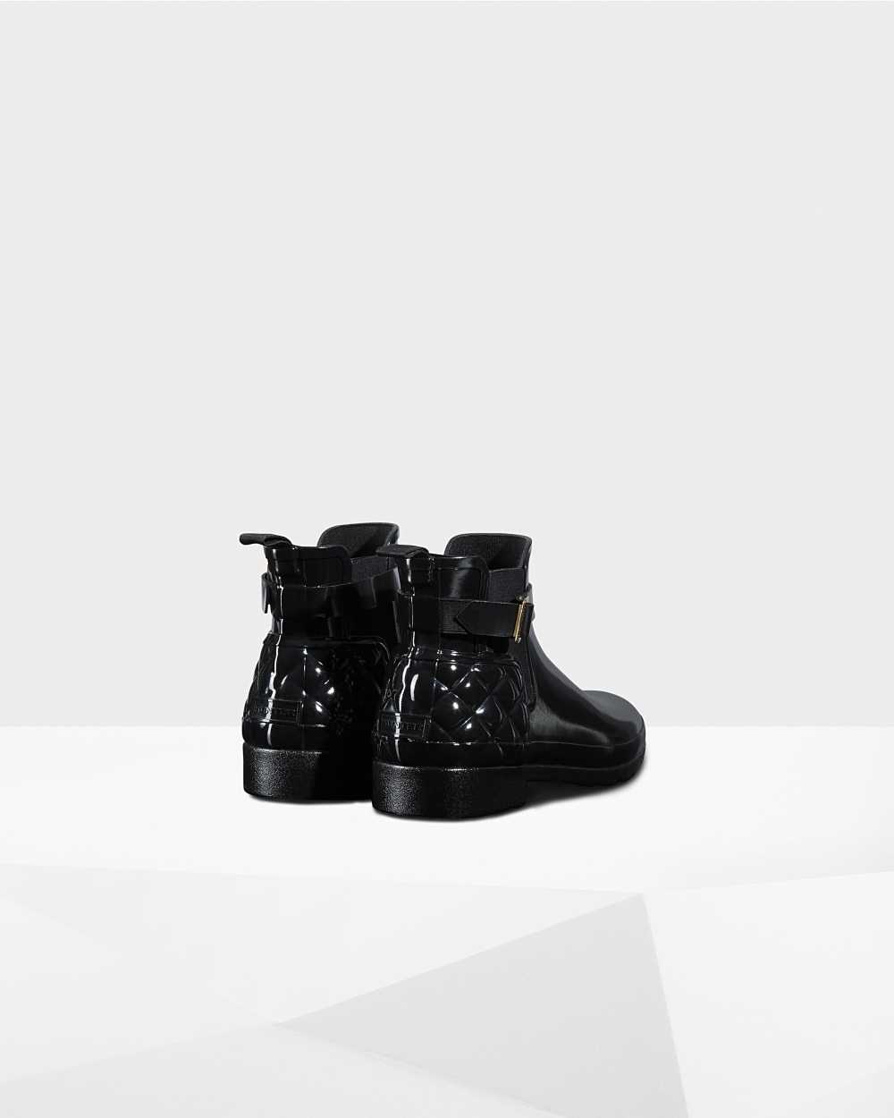 Hunter Refined Slim Fit Quilted Gloss Women's Chelsea Boots NZ-46715L Black